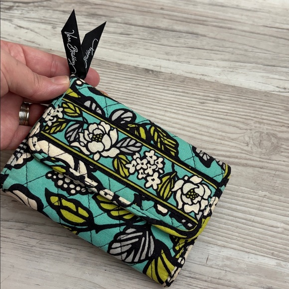 Vera Bradley Teal Blue Green Floral Trifold Wallet Snap Closure AUTHENTIC - Picture 7 of 10